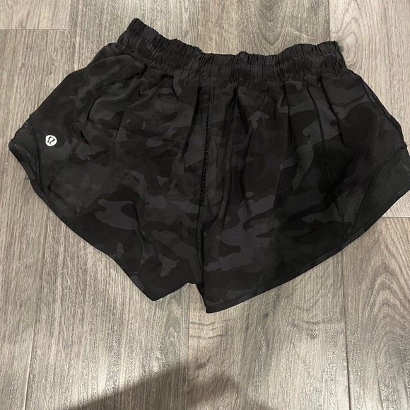 $600 for 16 piece lululemon and Iviva bundle. Everything is in great condition! - Picture 4 of 16